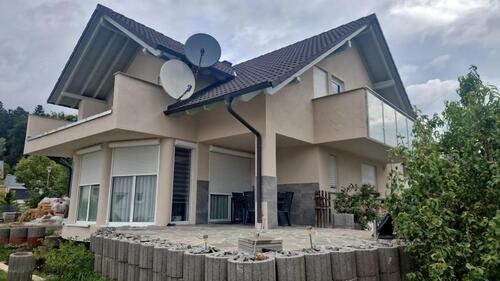 Foto - Eigentumshaus mit Einliegerwohnung in Perfekter Lage Deißlingen