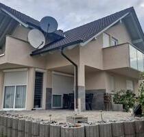 Eigentumshaus mit Einliegerwohnung in Perfekter Lage Deißlingen