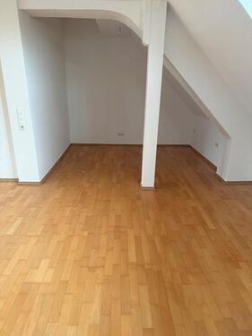 Foto - 2 Zimmer Dachgeschoßwohnung in Bad Vilbel