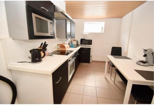 Foto - Gemütliche 2-Zimmer-Souterrainwohnung