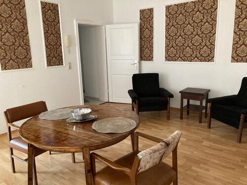 Foto - Vollmöblierte, gemütliche 2 R-WHG zentral gelegen