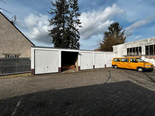 Foto - Doppelgarage in der Innenstadt von Langen