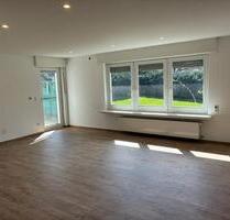 Großzügige frisch renovierte 120m2 Wohnung mit Garten in Nieheim - Marienmünster