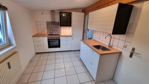 Foto - Kleine 4 Zimmerwohnung mit Einbauķüche und großem Balkon