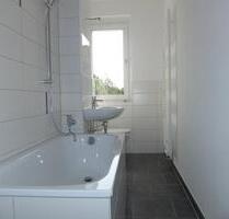 helle 2 Raum Wohnung mit Badewanne - Döbeln