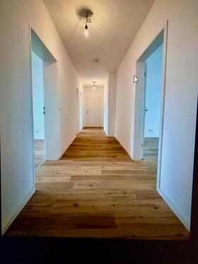 Foto - Renovierte 3 Zimmerwohnung Germering mit Südloggia