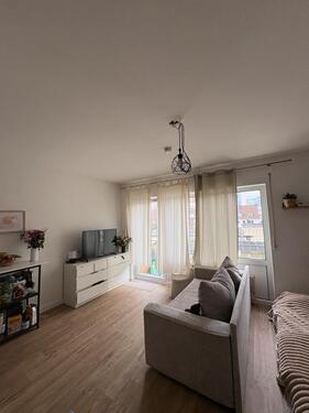 Foto - Untermiete Möblierte 1 Zimmer Wohnung mit Balkon Köln Sülz