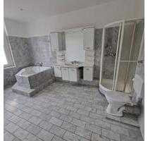 Großzügige Traumwohnung in Hagen-Oberhagen mit Kamin und Balkon