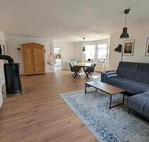 Renovierte 4-Zimmer Wohnung in Steinau mit EBK, Garage und Garten - Steinau an der Straße