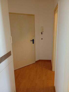 Foto - Helle Einraum-Wohnung in Stadtnähe zu vermieten