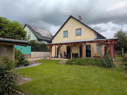 Foto - Lebendiges Familienleben: gepflegtes Einfamilienhaus in Damsdorf