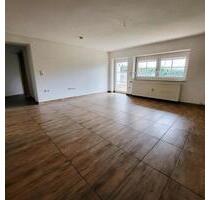 HELLE 2 ZIMMER WOHNUNG + TERRASSE m.Garten in Pfeffenhausen