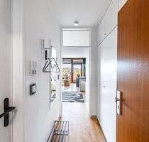 Helle möblierte 1-Zimmer Wohnung mit Balkon in Fürth