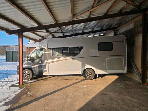 Foto - Wohnwagen, Wohnmobil Unterstellplatz