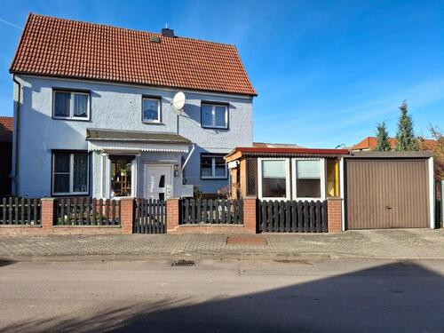 Foto - Provisionsfrei:Gepflegtes Einfamilenhaus mit Garage