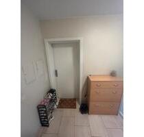 Wohnung im 6 Familienhaus - 750,00&nbsp;EUR Kaltmiete, ca.&nbsp; 57,00&nbsp;m&sup2; in Gütersloh (PLZ: 33332) Kattenstroth