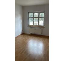 ruhige 2 Zimmer mit Balkon ab September Sangerhausen