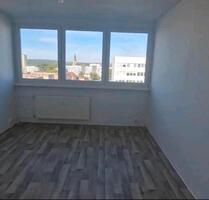 2 Zimmer Wohnung mit gutem Ausblick - Neubrandenburg