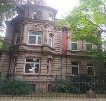 romantische Dachgeschosswohnung in historischer Stadtvilla - Lage