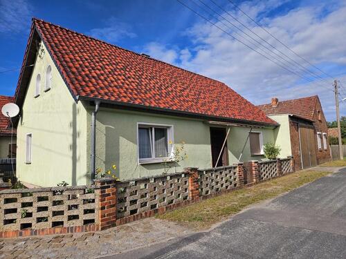 Foto - Ländliches Anwesen mit Haus, Scheune & Ställen