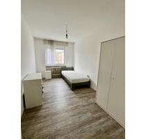 Möbliertes und ausgestattetes WG-Zimmer für Frauen - Lörrach