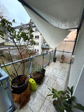 Foto - 2,5 Raum, Energetik + modernisiert, Balkon, Bad: Wanne + Dusche