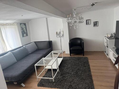 Foto - 4-Zimmer-Dachgeschosswohnung 76 m² – möbliert – Mainz-Kostheim