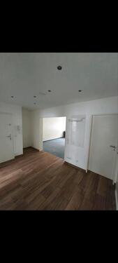 Foto - 3 Z Wohnung Erdgeschoss Balkon inkl Garage in Seelze ( Hannover)