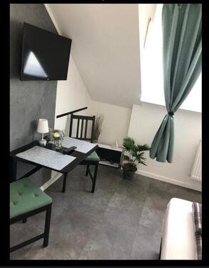 Foto - 1 Zimmer Dachgeschoßwohnung zur Miete in Bonn