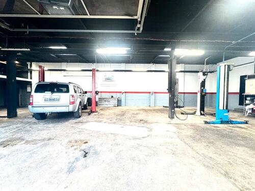 Foto - Werkstatt zu vermieten - 3.500,00 EUR Kaltmiete, ca.  200,00 m²