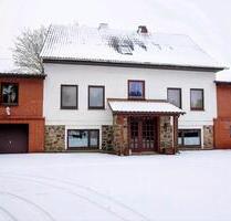 Hofstelle Pferdehof mit Wohnhaus, Stall und 80.000m² Grünland - Beverstedt