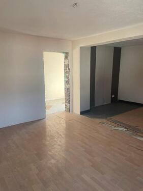 Foto - 8 Zimmer Mehrfamilienhaus, Wohnhaus in Breidenbach