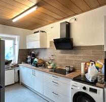 Großzügige 3-Zimmer-Wohnung mit großem Wohnbereich in gepflegtem - Essen Stadtbezirk III