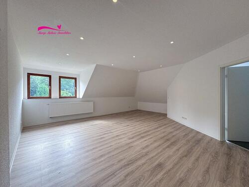 Foto - 4 Zimmer Dachgeschosswohnung mit Gartennutzung