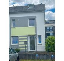 Klimatisiertes Endreihenhaus mit 4 Zimmern in Bonn Lengsdorf