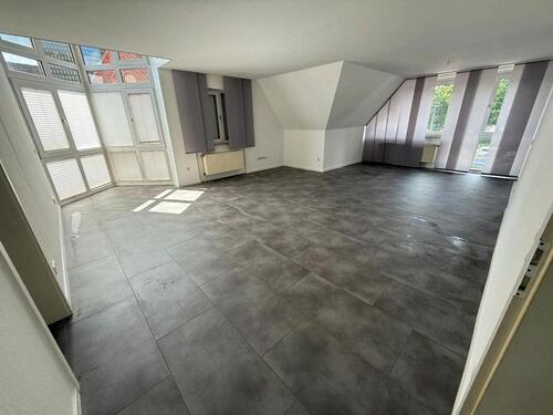 Foto - Mietwohnung 4-Zimmer - 1.100,00 EUR Kaltmiete,