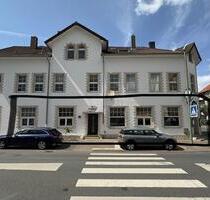 Ladenlokal bereits ENTKERNT-Terasse hinterm Haus für Eiscafe opti - Bielefeld