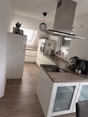Foto - Mietwohnung mit Küche, Balkon & Stellplatz zentral