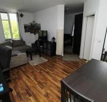 Wohnliches & effizientes Apartment mit 1,5 Zimmern + Laminat + Bad mit Dusche + Einbauküche! - Magdeburg Hopfengarten