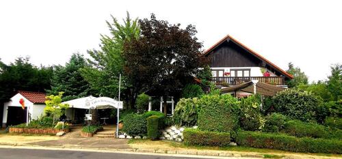 Foto - Verkauf Restaurant Wohnhaus Eisgarten Gewerbe Gastronomie