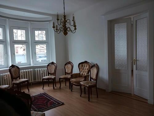 Foto - Großzügige 4,5 Raum Altbauwohnung