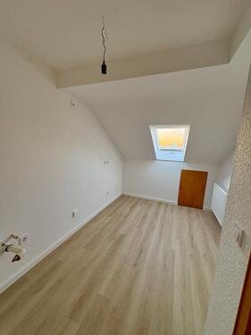 Foto - 3 Zimmer Dachgeschoßwohnung zur Miete in Bonn