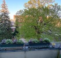 Traumhafte Wohnung mit Einbauküche und Balkon - Berlin Spandau