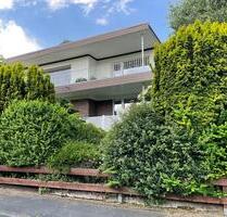 2-Zi-EG-Whg. (59 qm), Terrasse, EBK in ruhiger Lage Bad Driburg