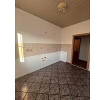 3-Zimmer- Wohnung - 595,00&nbsp;EUR Kaltmiete, ca.&nbsp; 64,00&nbsp;m&sup2; in Ruhland (PLZ: 01945)