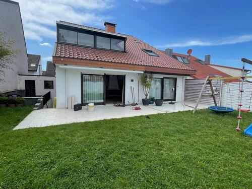 Foto - Einfamilenhaus mit Garten in zentraler Lage Waldbronn