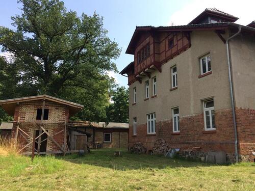 Foto - 12 Zimmer Mehrfamilienhaus, Wohnhaus zum Kaufen in Brüel