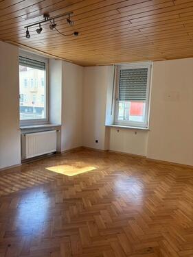 Foto - 3,5 Zimmer Altbauwohnung mit Fischgrätenparkett
