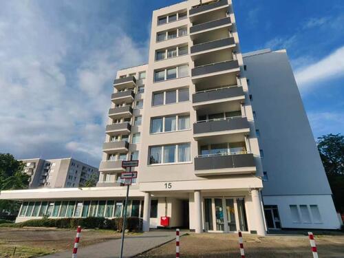 Foto - 3-Zi.-Wohnung + Neue Fenster + Neue Fassade in Niederkassel!
