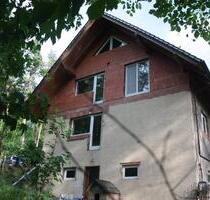 Wohnhaus, Waldgrundstück mit Nebengebäuden, ehem. Gaststätte - Plaue